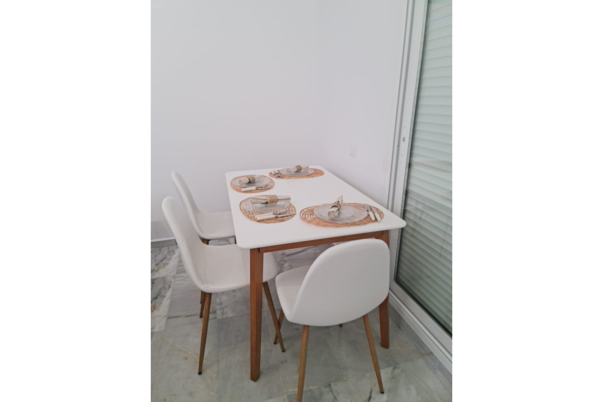 Herverkoop - Apartment / flat - Benidorm - Zona de Poniente