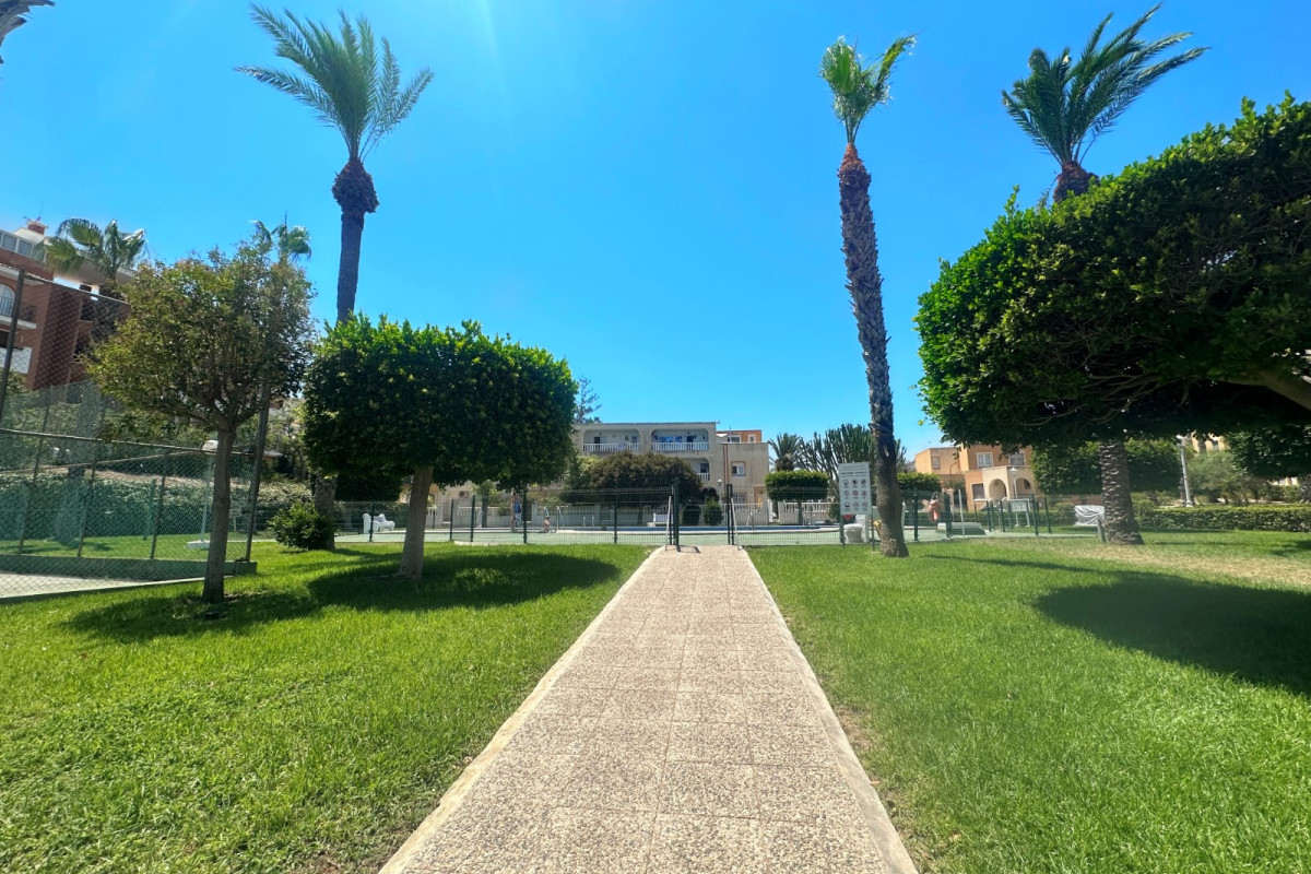 Herverkoop - Appartement  - Torrevieja - Torre La Mata