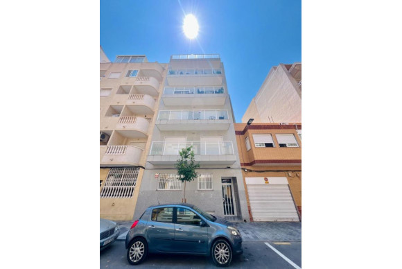 Revente - Appartement - Torrevieja - torrevieja