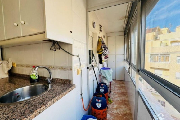 Herverkoop - Appartement  - Torrevieja - torrevieja