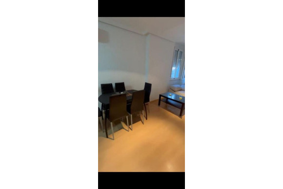Reventa - Apartamento / piso - Torrevieja - torrevieja