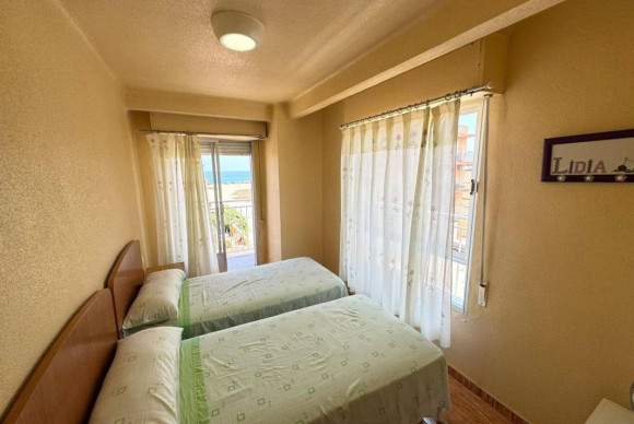 Reventa - Apartamento / piso - Torrevieja - torrevieja
