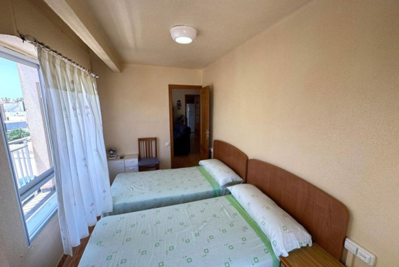 Reventa - Apartamento / piso - Torrevieja - torrevieja