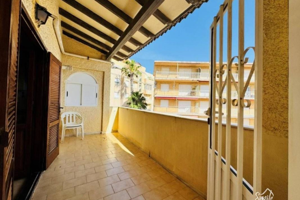 Resale - Apartment  - Torrevieja - torrevieja