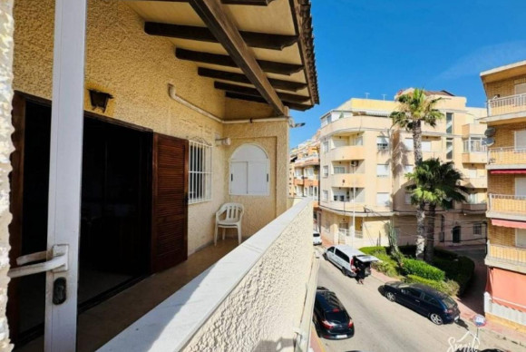 Resale - Apartment  - Torrevieja - torrevieja