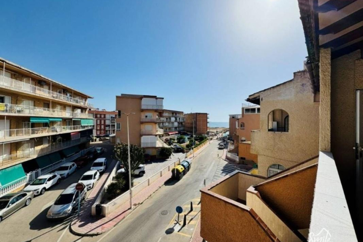 Resale - Apartment  - Torrevieja - torrevieja