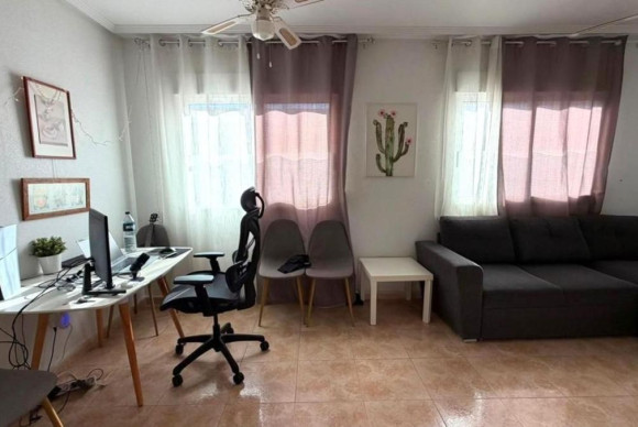 Herverkoop - Appartement  - Torrevieja - torrevieja