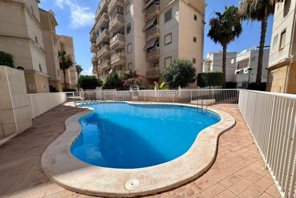 Reventa - Apartamento / piso - Torrevieja - torrevieja