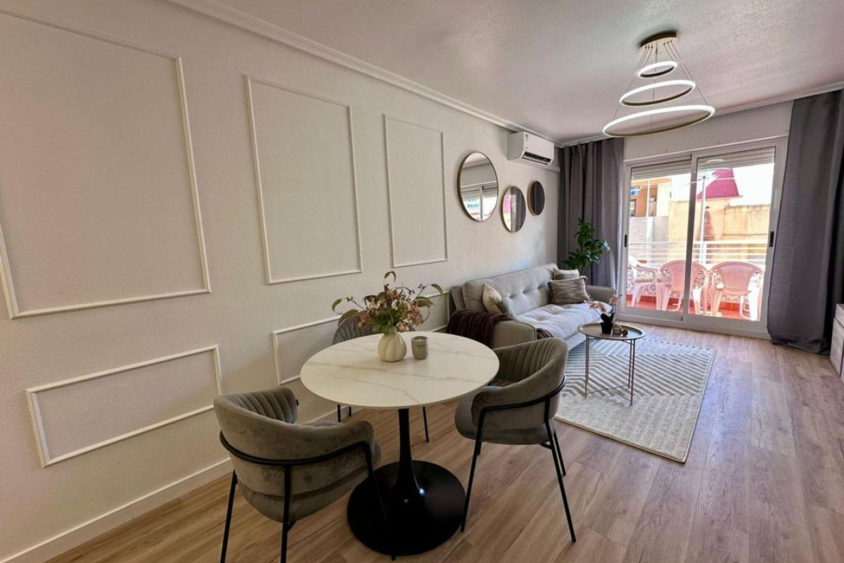 Reventa - Apartamento / piso - Torrevieja - torrevieja