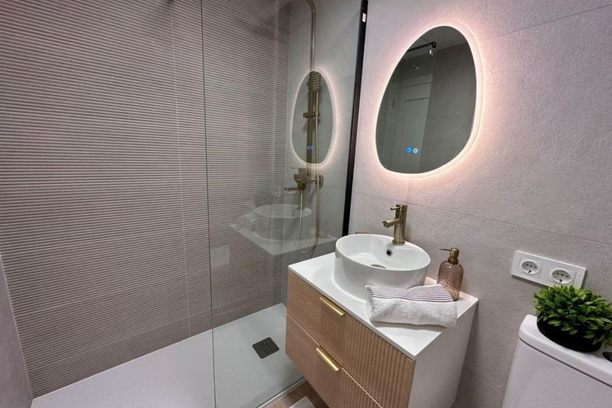 Reventa - Apartamento / piso - Torrevieja - torrevieja
