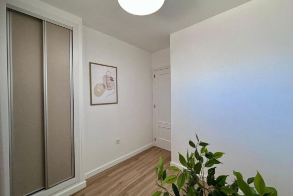 Reventa - Apartamento / piso - Torrevieja - torrevieja