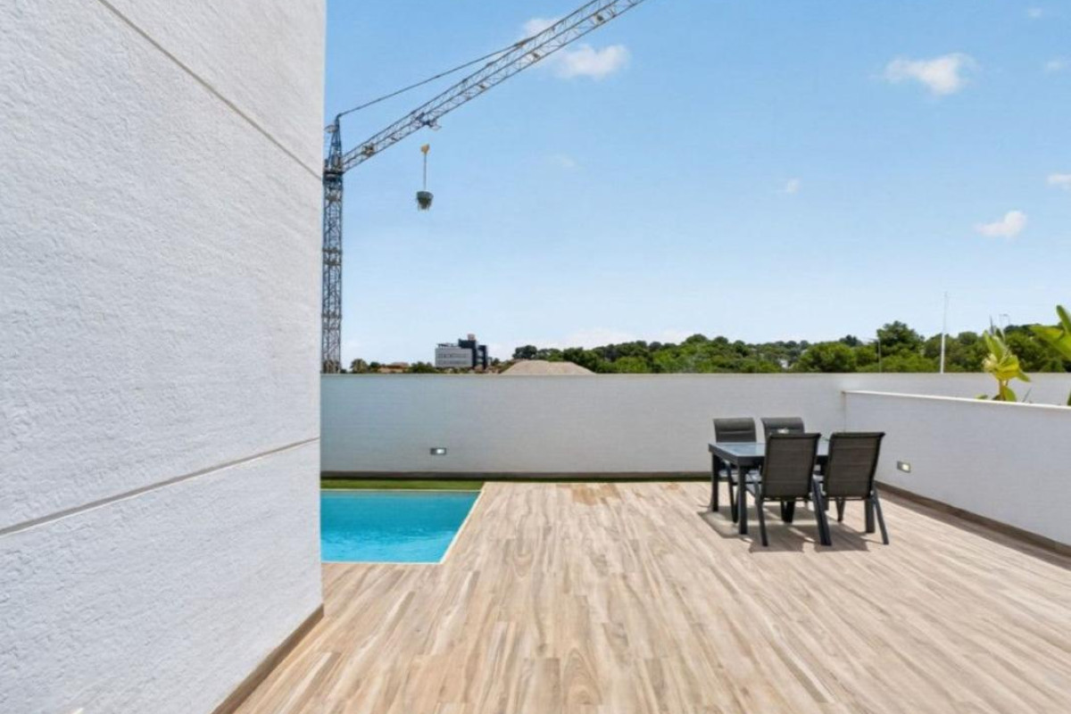 Resale - Villa - Torrevieja - torrevieja
