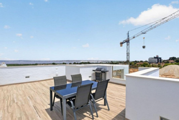 Resale - Villa - Torrevieja - torrevieja
