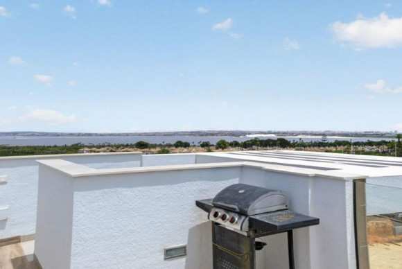Resale - Villa - Torrevieja - torrevieja