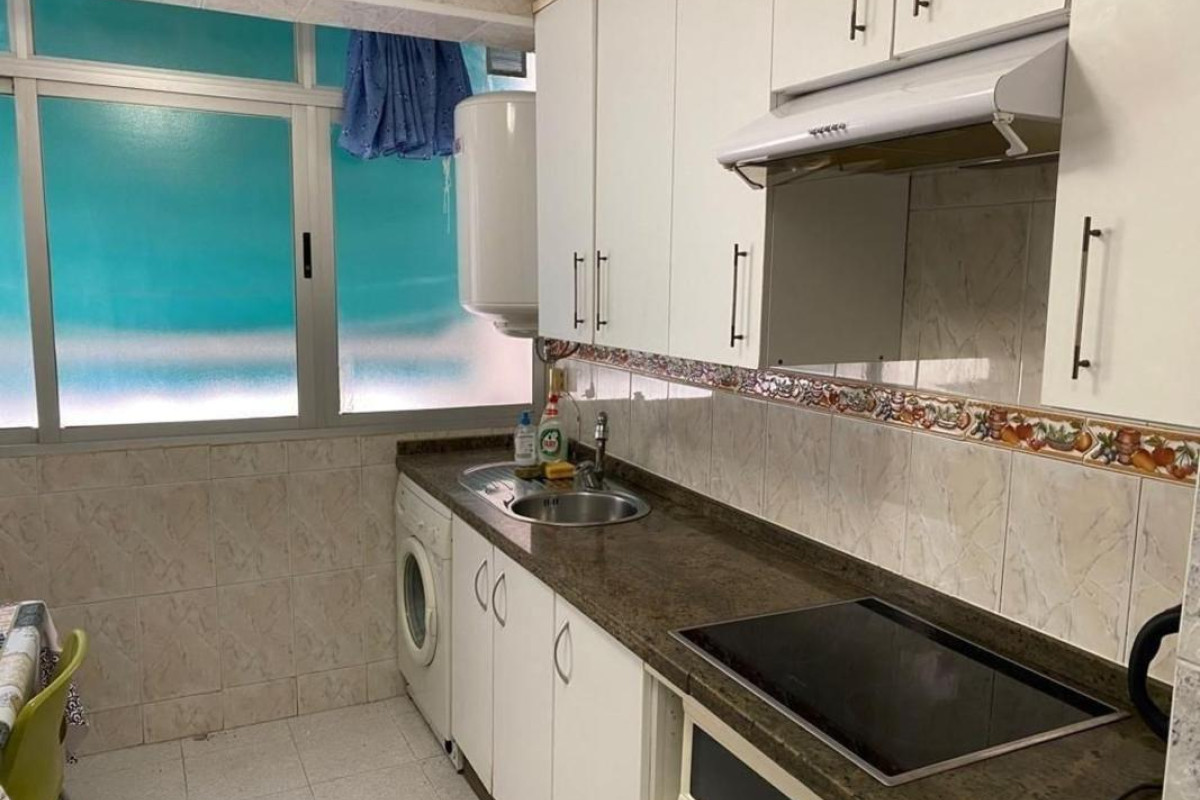 Resale - Apartment  - Alicante / Alacant