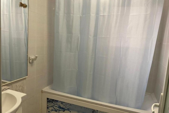 Resale - Apartment  - Alicante / Alacant