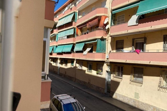 Resale - Apartment  - Alicante / Alacant