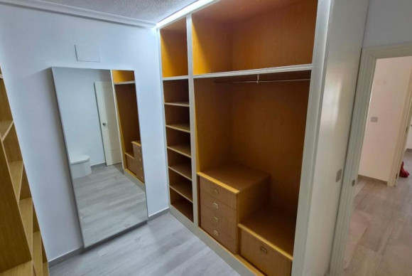 Herverkoop - Appartement  - Torrevieja - torrevieja