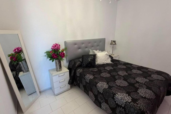 Herverkoop - Appartement  - Torrevieja - torrevieja