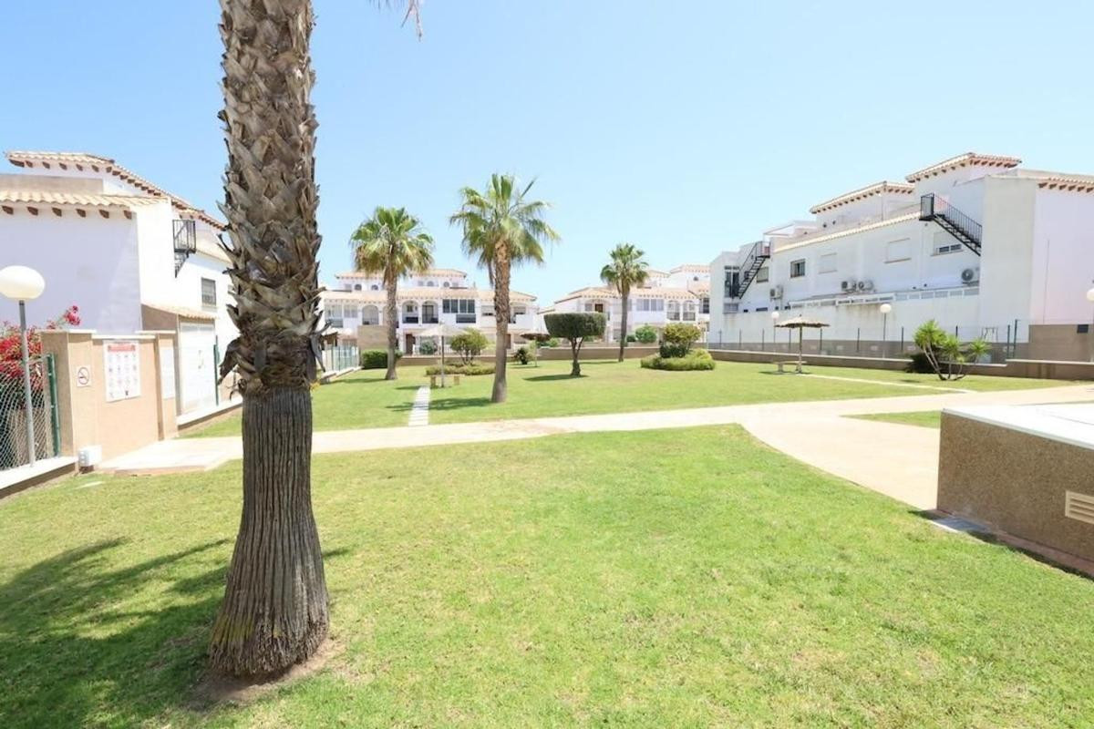 Herverkoop - Villa - Orihuela