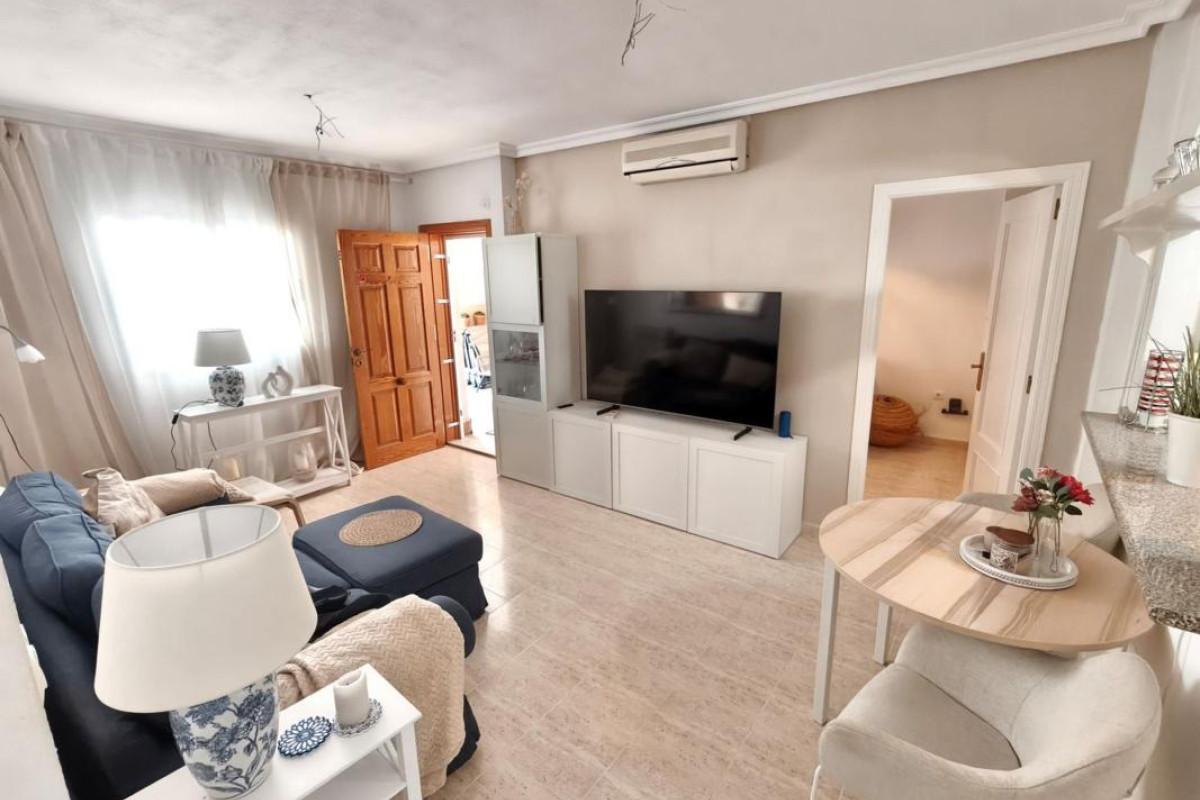 Herverkoop - casas - Orihuela