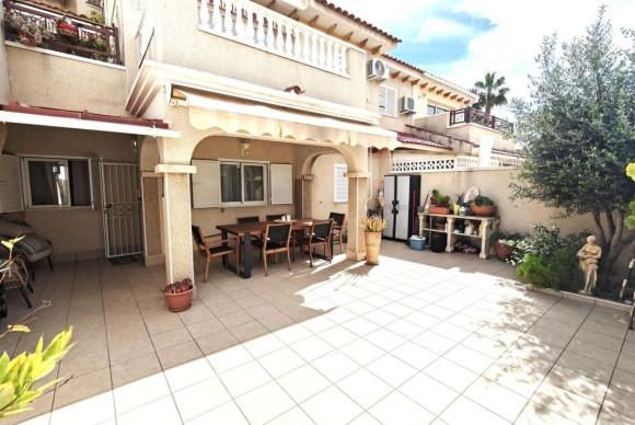 Herverkoop - casas - Orihuela