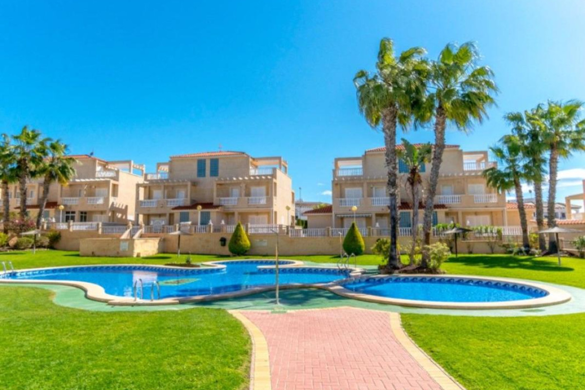 Reventa - Villa - Orihuela