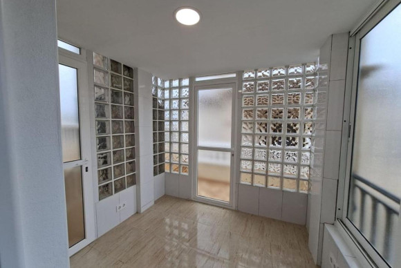 Resale - Villa - Orihuela
