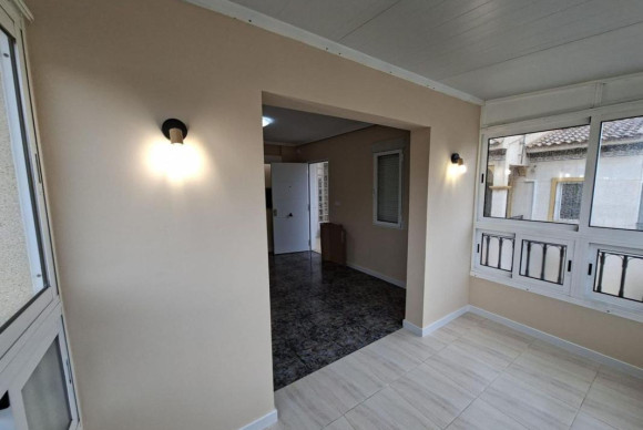 Resale - Villa - Orihuela