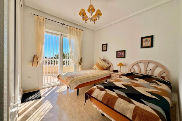Resale - Townhouse - Rojales