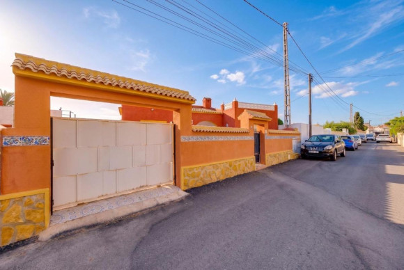 Resale - Townhouse - Orihuela