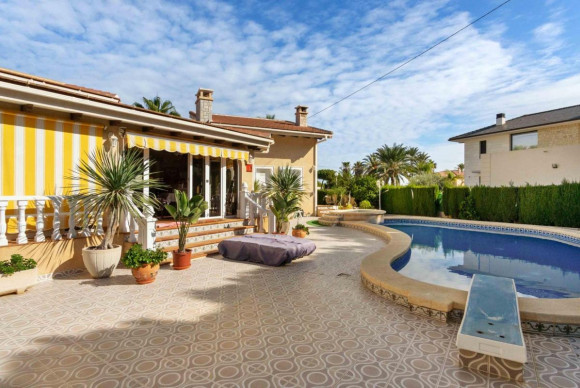 Reventa - Villa - Orihuela