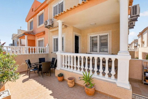 Reventa - Adosado - Torrevieja - torrevieja
