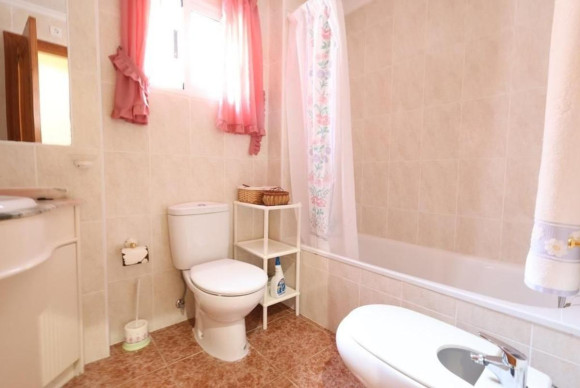 Resale - Villa - Torrevieja - torrevieja