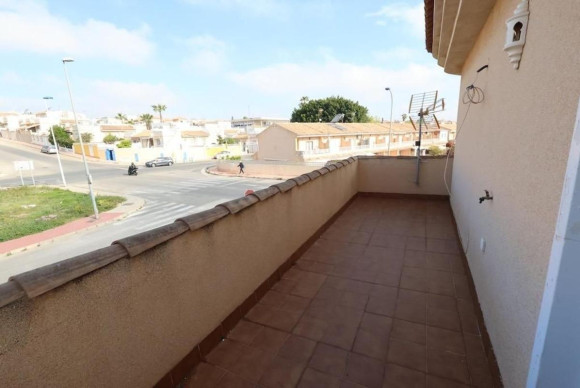 Resale - Villa - Torrevieja - torrevieja