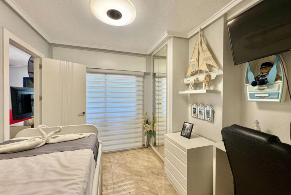 Herverkoop - Appartement  - Torrevieja - torrevieja