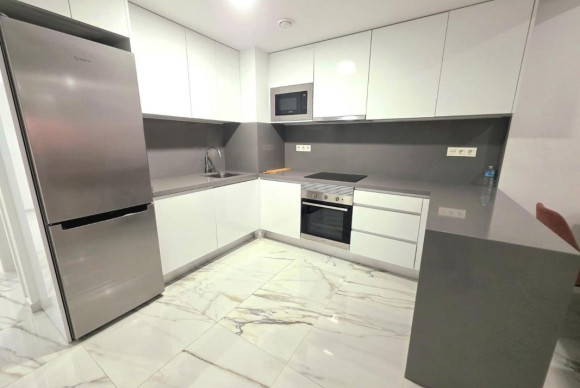 Resale - Apartment  - Torrevieja - torrevieja
