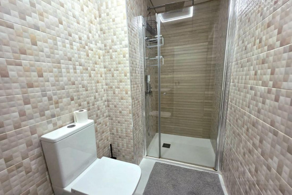 Resale - Apartment  - Torrevieja - torrevieja