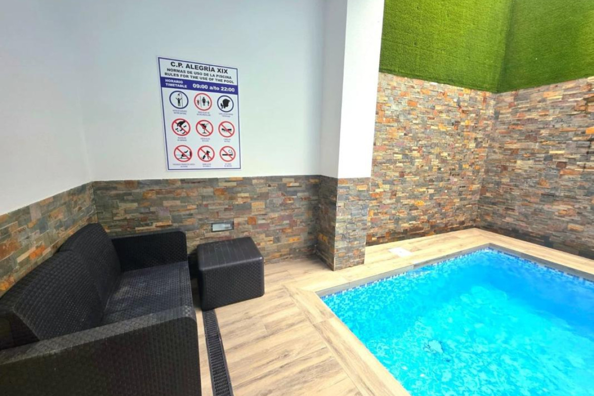 Resale - Apartment  - Torrevieja - torrevieja