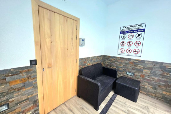 Resale - Apartment  - Torrevieja - torrevieja