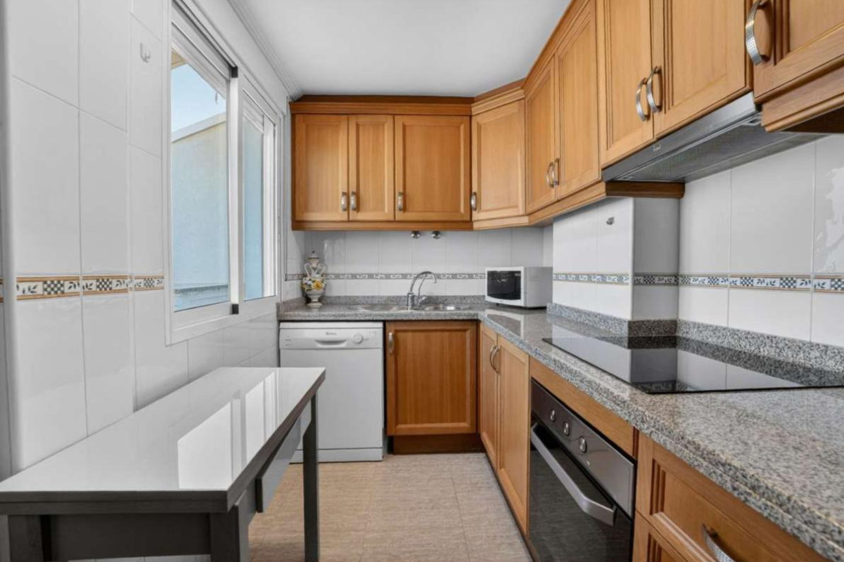 Resale - Apartment  - Torrevieja - torrevieja