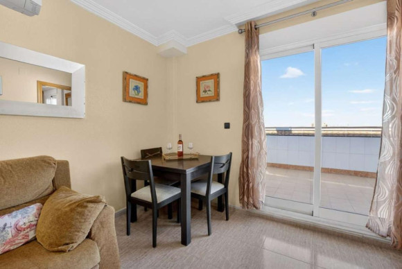 Resale - Apartment  - Torrevieja - torrevieja