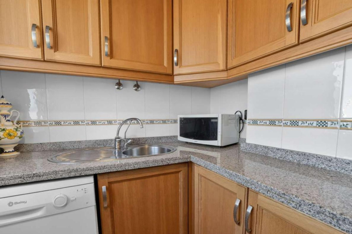 Resale - Apartment  - Torrevieja - torrevieja