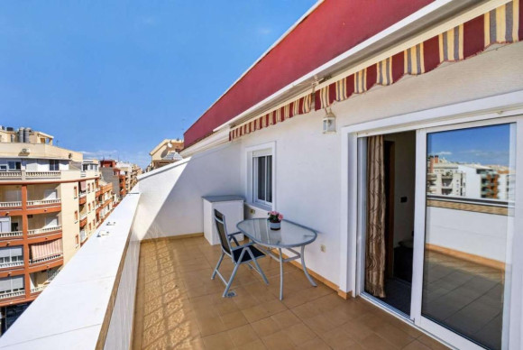 Resale - Apartment  - Torrevieja - torrevieja