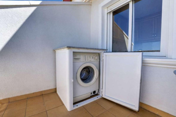 Resale - Apartment  - Torrevieja - torrevieja