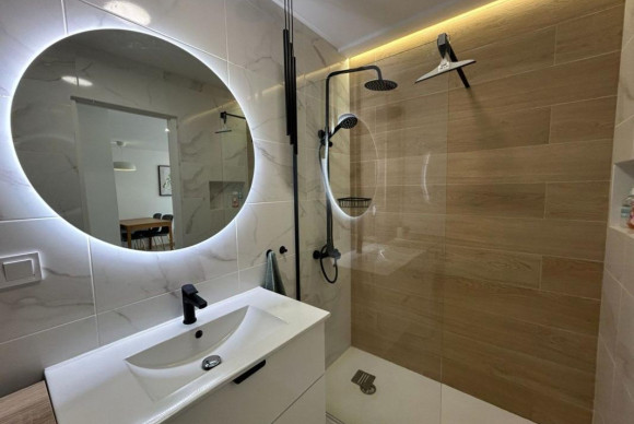Reventa - Apartamento / piso - Torrevieja - torrevieja