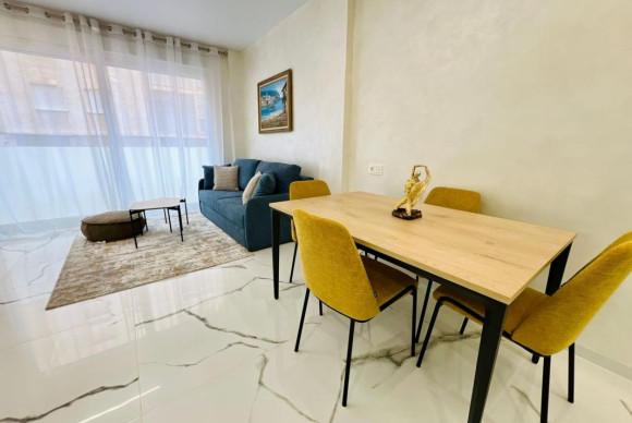 Herverkoop - Appartement  - Torrevieja - torrevieja