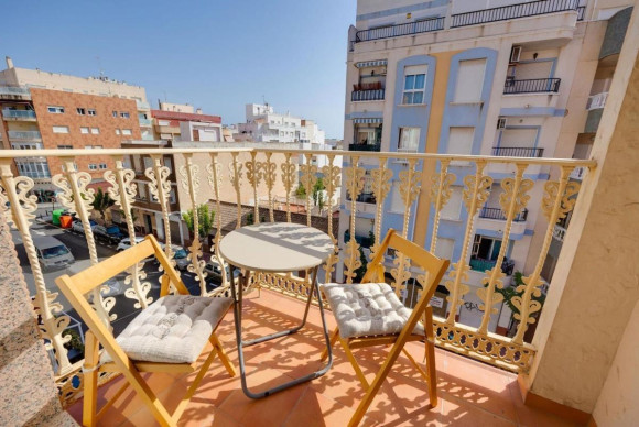 Resale - Apartment  - Torrevieja - torrevieja