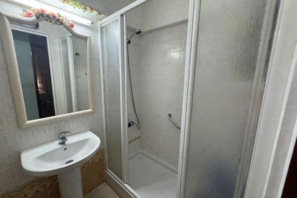 Reventa - Apartamento / piso - Guardamar del Segura