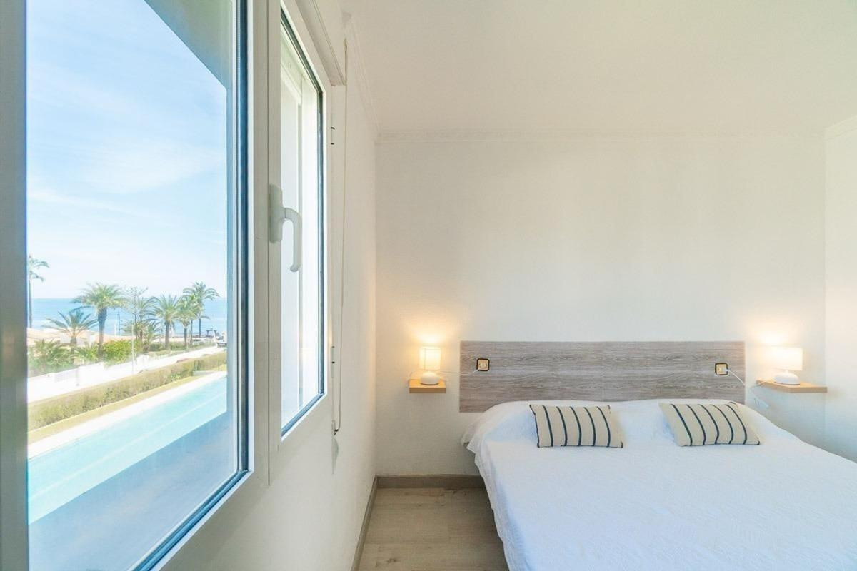 Resale - Apartment  - Torrevieja - torrevieja